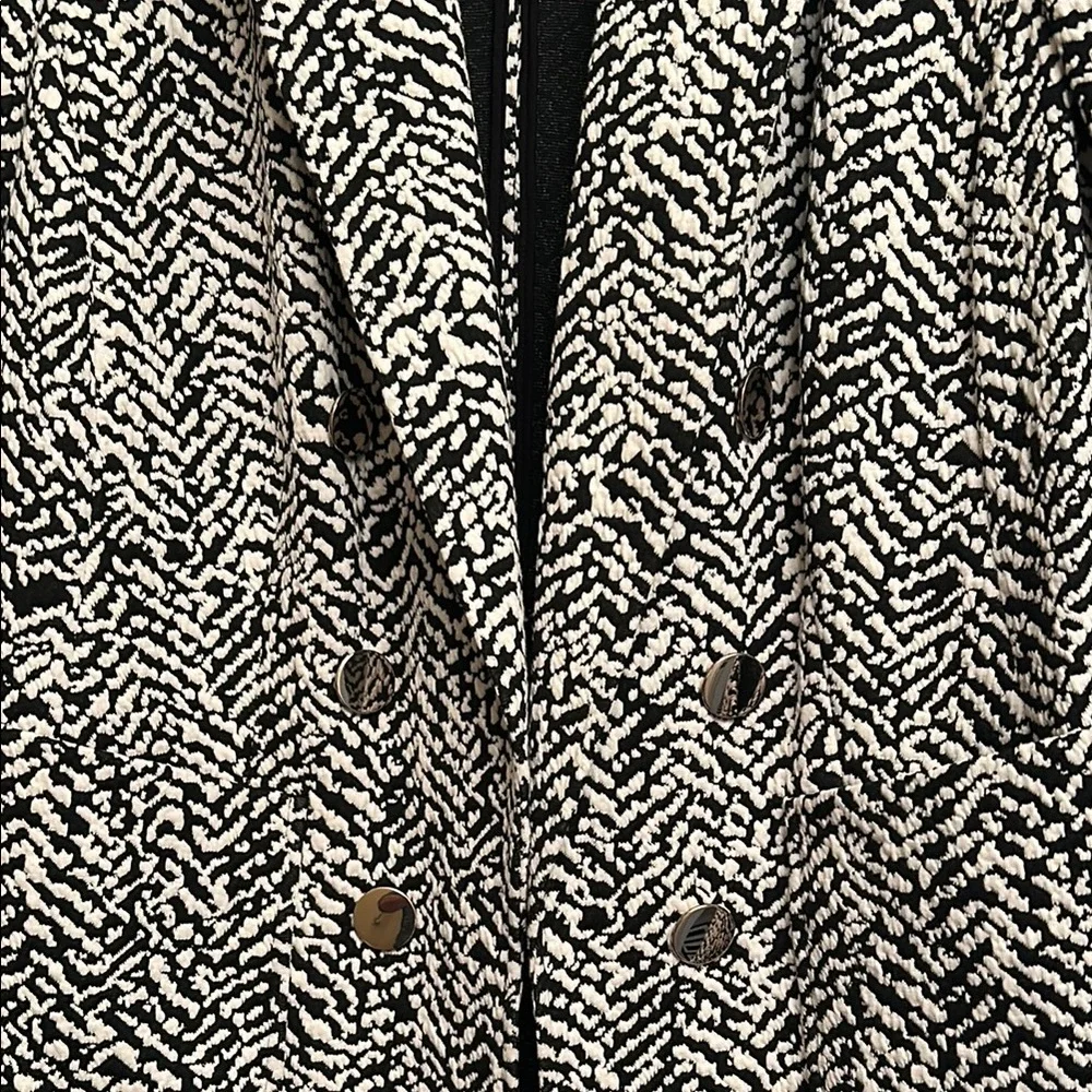 Anne Klein Monochrome Textured Blazer - Picture 3 of 9